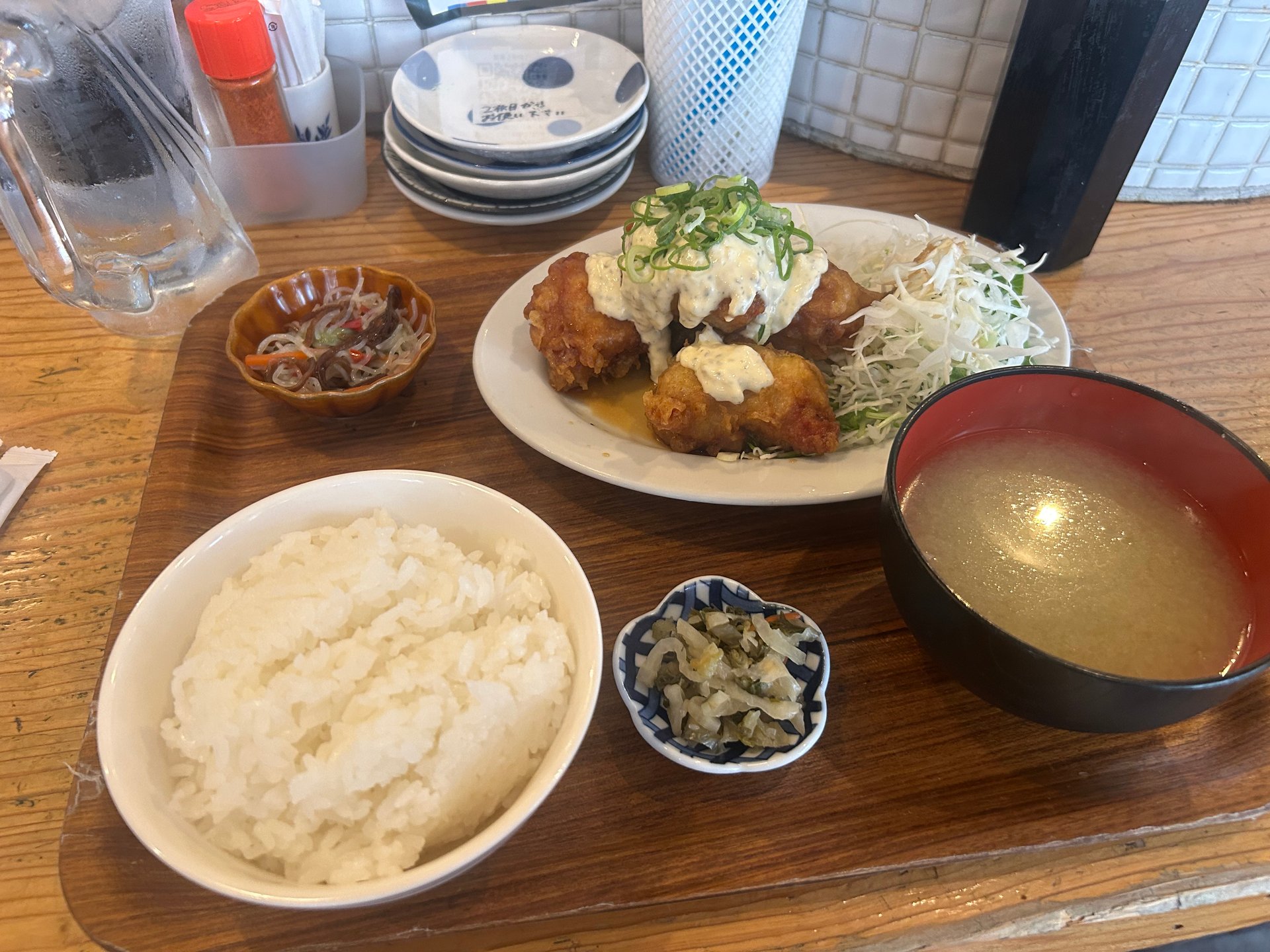 食堂うめぼし